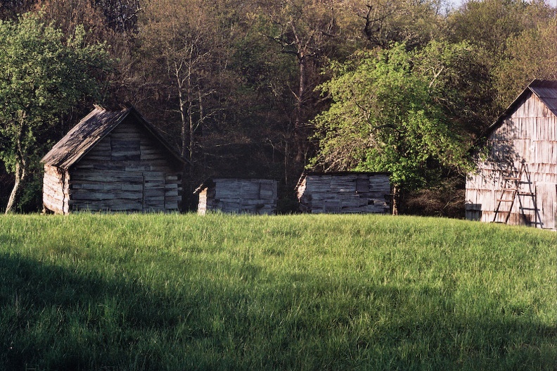 Day_2_1_05 Lige Gibbons Barns.jpg